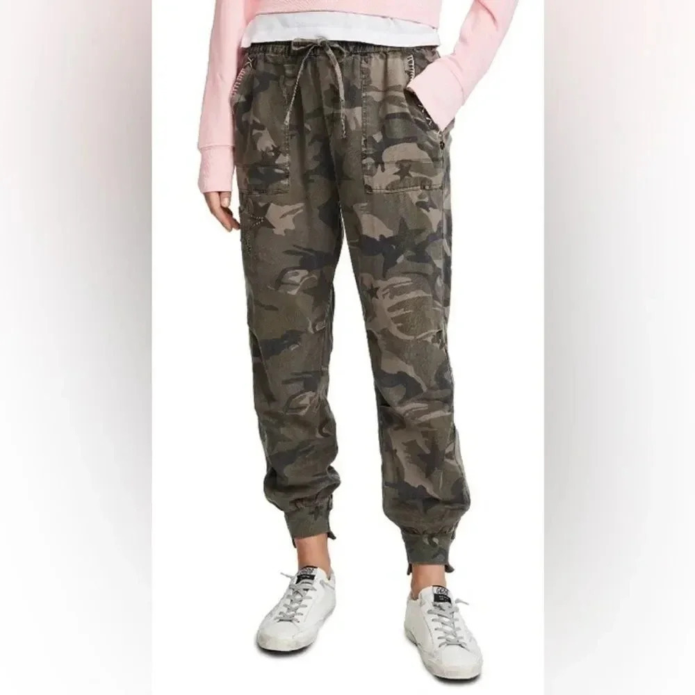 Pam & Gela Offset Cuff Pant in Camo & Star Print
